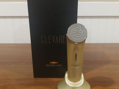 Elevare Plus LED Infrared Red Light Heat Therapy Facial Skincare Device w/ Box