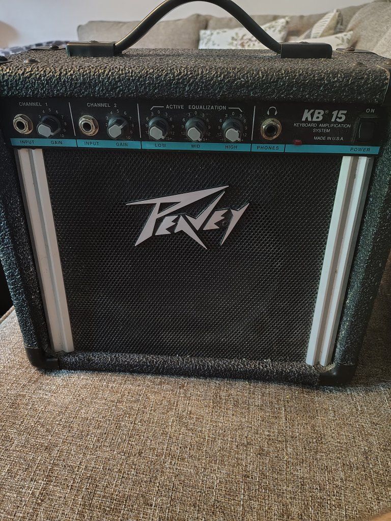 Peavey kb-15 teal stripe amplifier