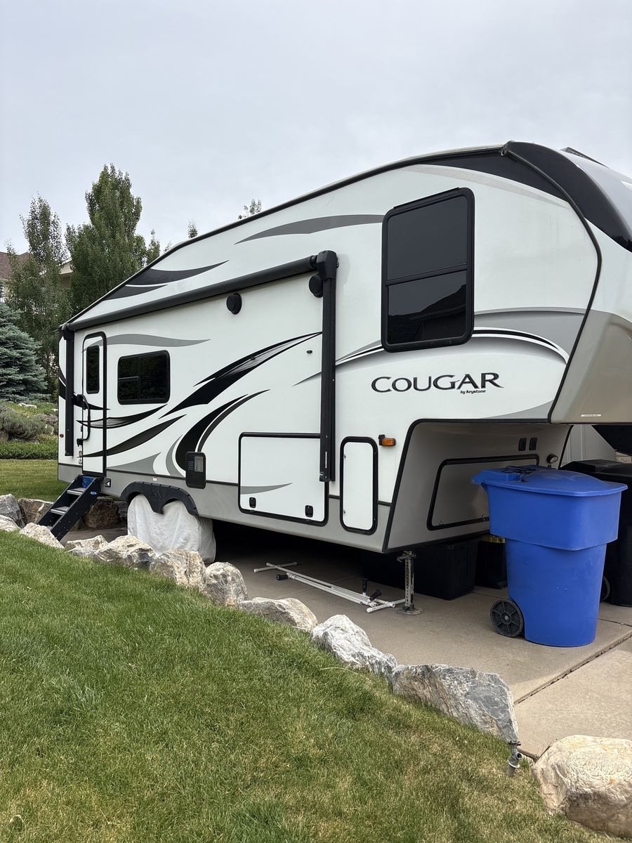 5th-wheel RV