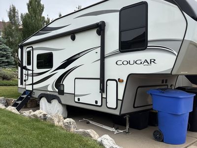 5th-wheel RV