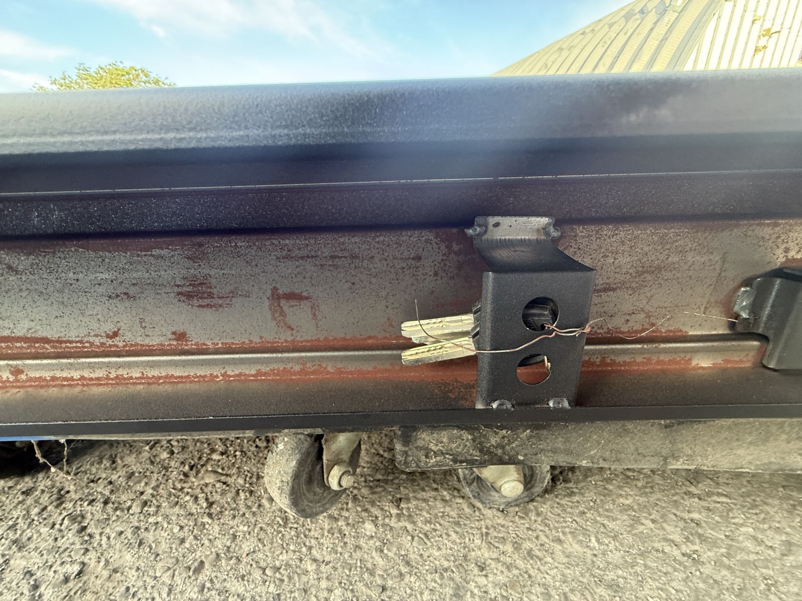 Main image 5