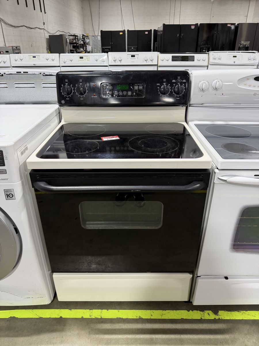 GE Electric Range Stove 30" Beige/Black Oven with  Smooth Top & Digital Controls