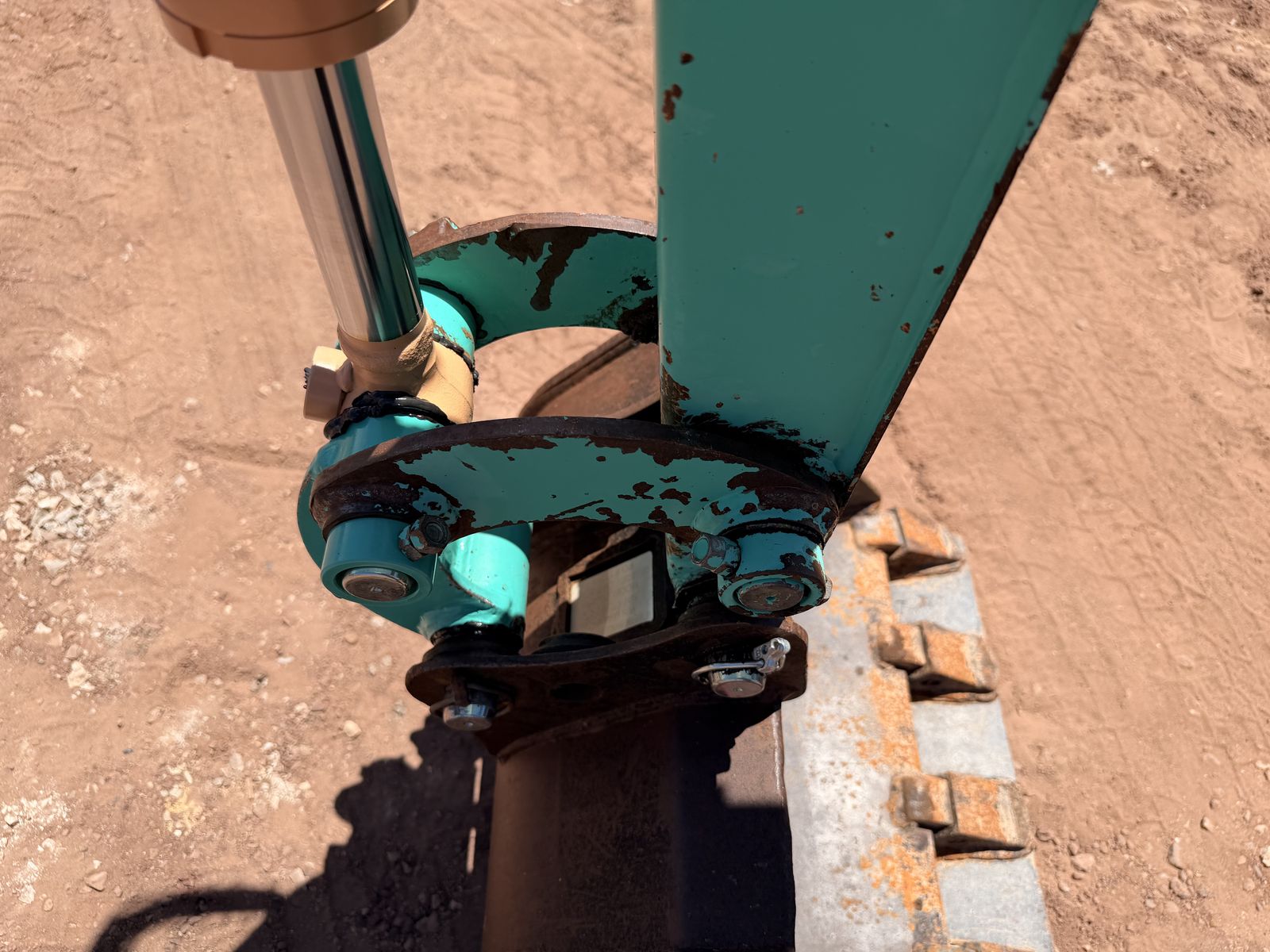 Main image 7