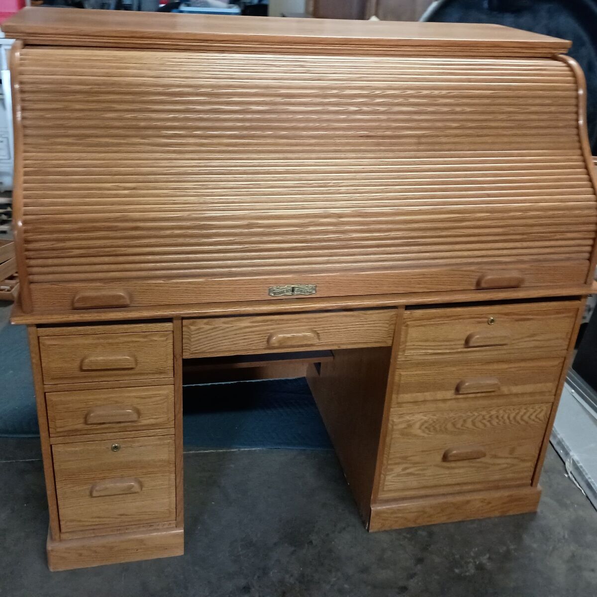 Winners Only Roll top desk