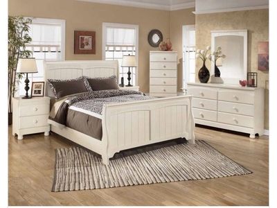 King Sleigh Bedset With Dresser And Side Tables