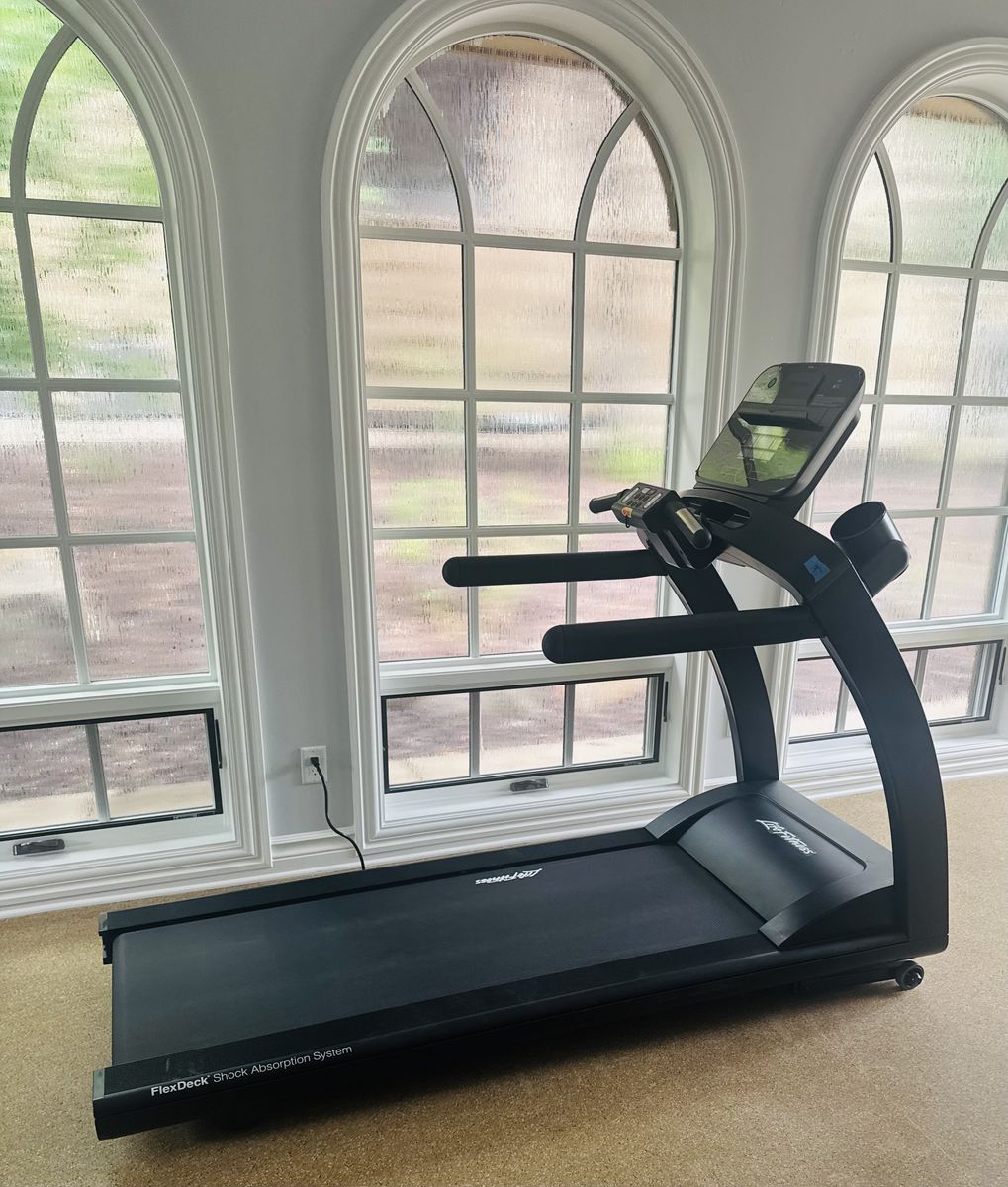 Life Fitness Treadmill