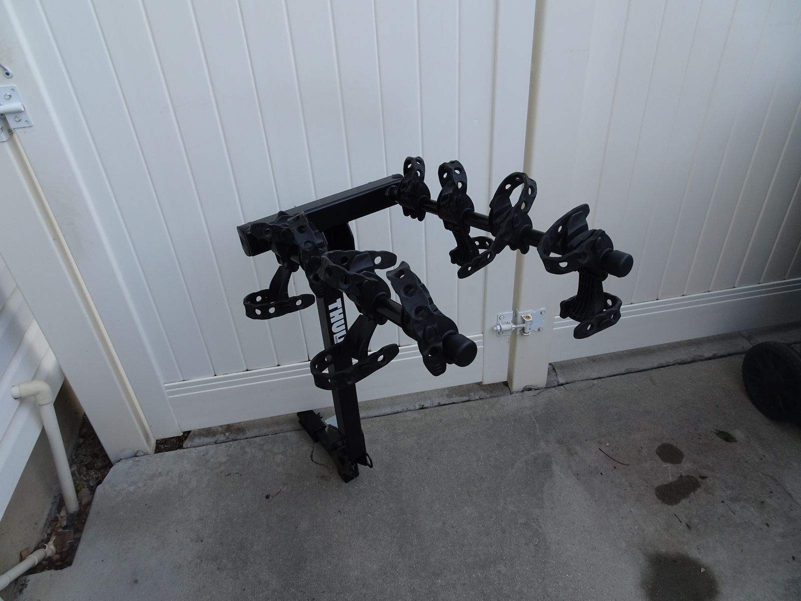 Thule Trailway XT Hitch Mount 4-Bike Rack