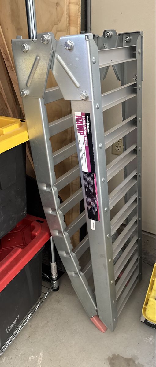Haul-Master Bi-Fold Arched Hybrid Aluminum Loading Ramp