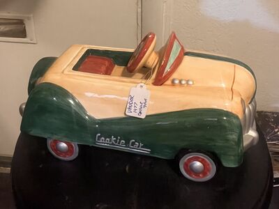 Vandor Cookie Car cookie jar