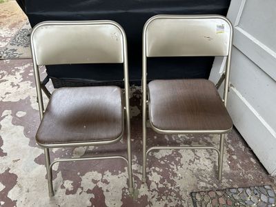 Pair of Folding Chairs