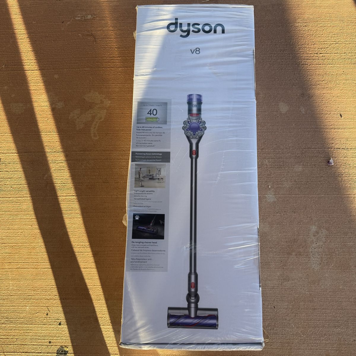 Brand New in box Dyson V8 Cordless Stick Vacuum Cleaner