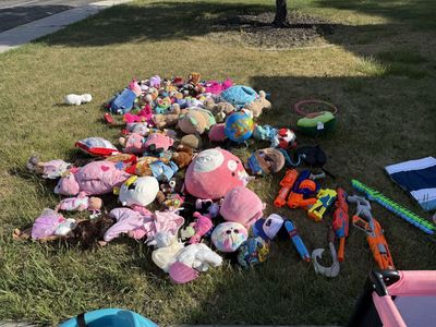 Yard sale!!!!