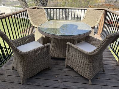 Wicker Patio Table And Chairs