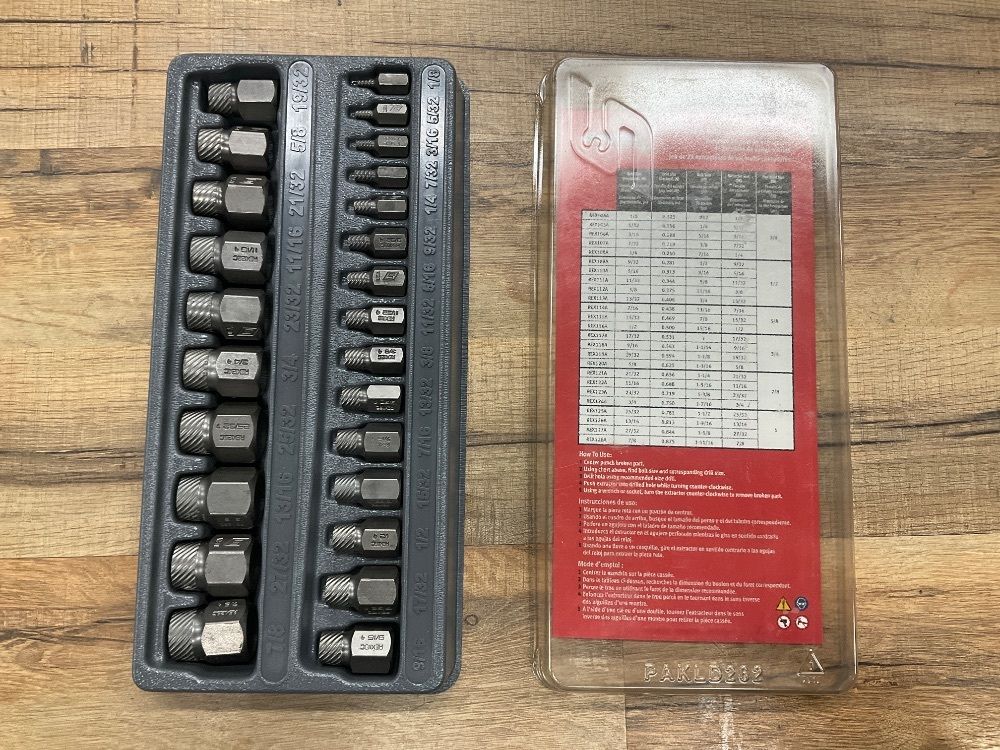 SNAP ON 25 PC MULTISPLINE SCREW EXTRACTOR SET
