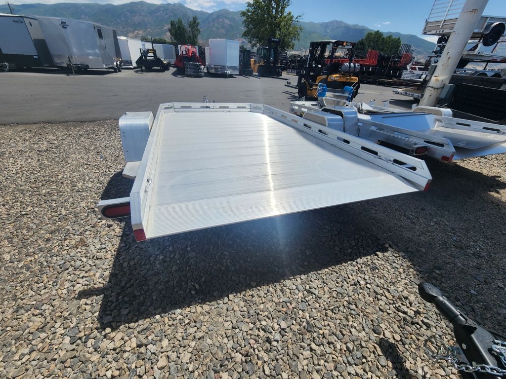Main image 7