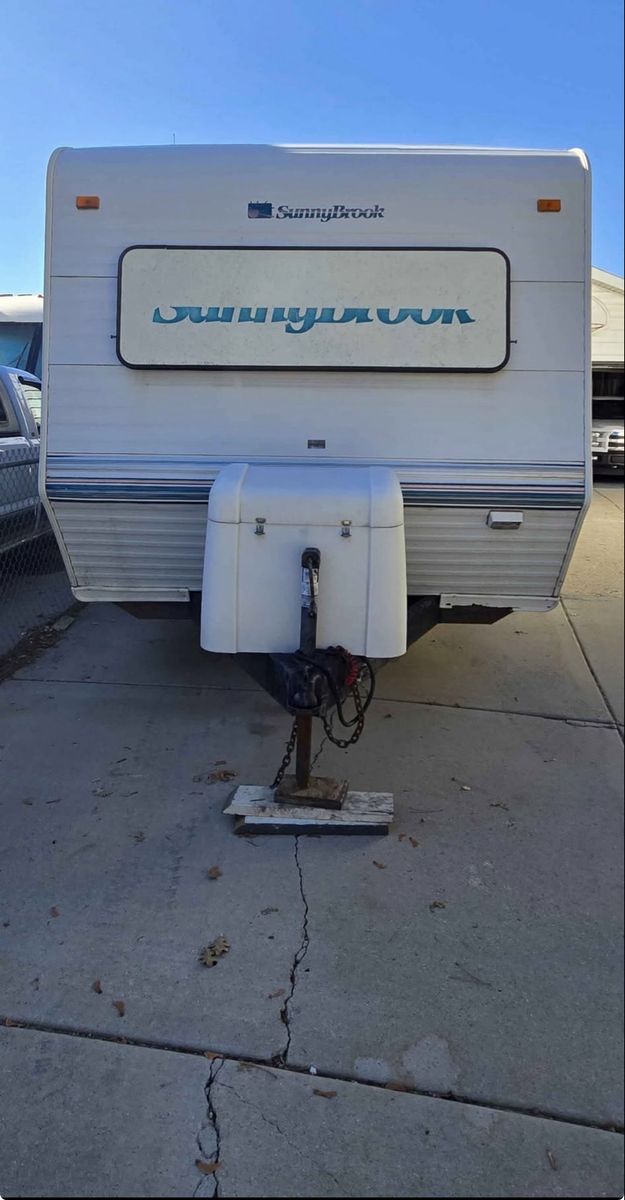 1996 SunnyBrook Travel Trailer Bumper Pull RV