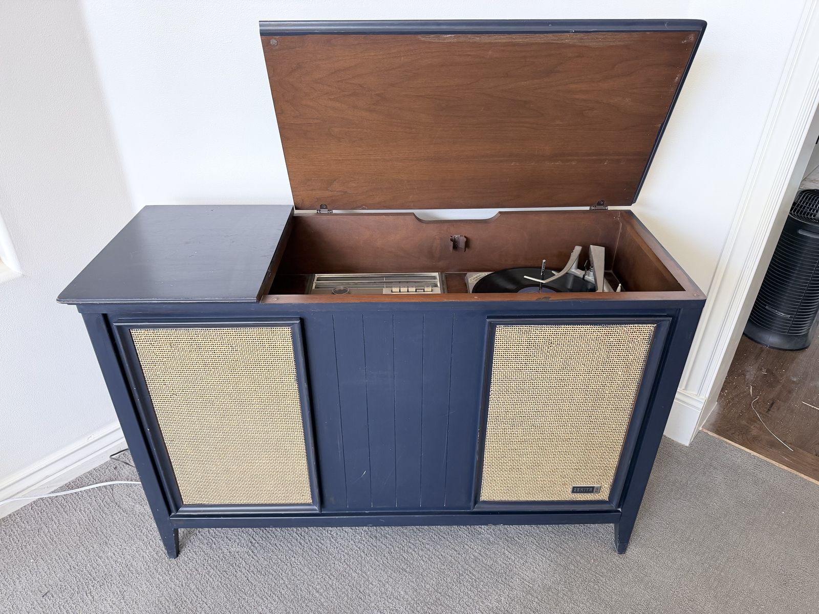 Vintage Zenith Stereophonic High Fidelity Record Player Console with AM/FM Radio