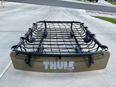 Thule Rooftop Cargo Basket