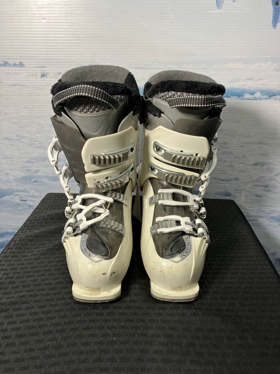 Used Salomon 880 Devine Rs Ski Boot - 24.5MP