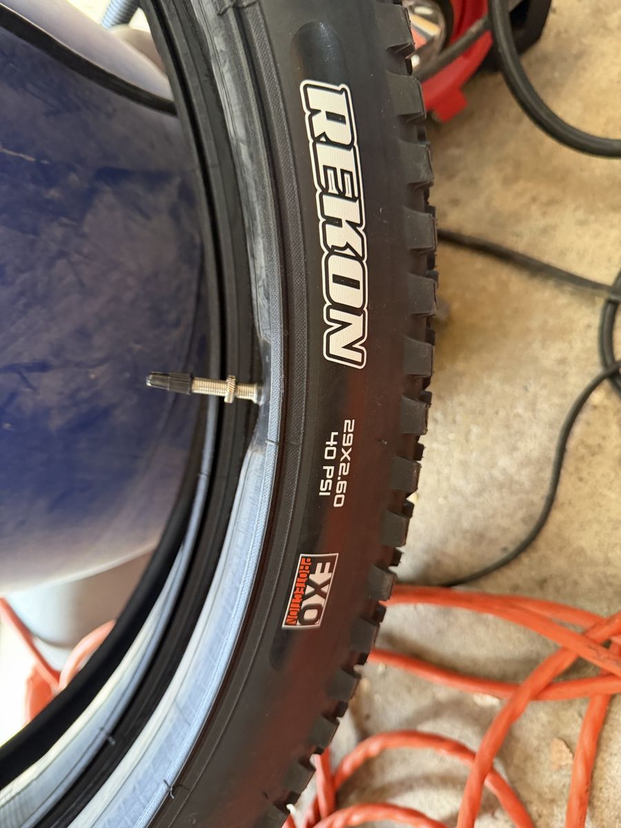 MAXXIS REKON 29x2.60 EXO Protection Mountain Bike Tire, 40 PSI