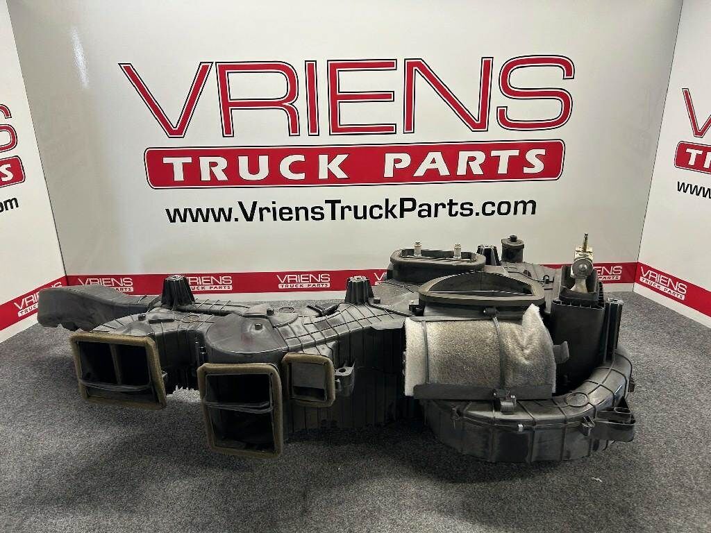 Kenworth T680 Heater Assembly