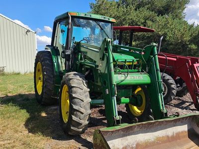 John Deere 6310