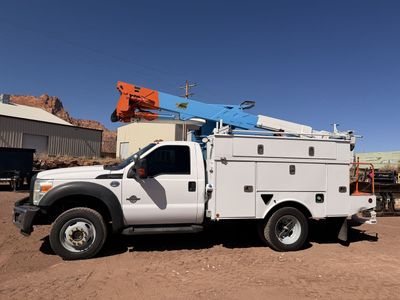 2016 Ford F-550 Bucket Truck