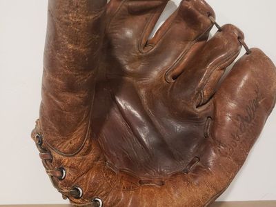 Vintage Bob Feller Catchers Mitt Baseball Glove Brown Leather Autograph