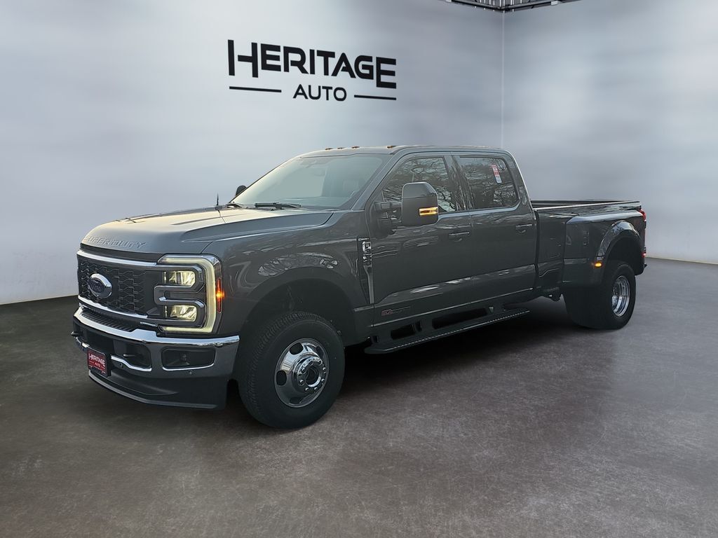 2026 Ford F-350 Super Duty Lariat