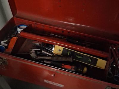 Vintage Red Metal Tool Box with Tray - Durable & Portable Tool Storage