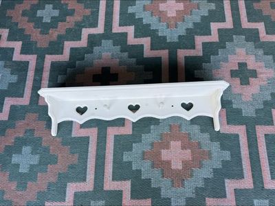 Vintage! White Wooden Heart Shaped Peg Shelf