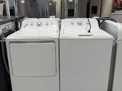 GE White Washer & Dryer Set - Top Load Washer, Electric Dryer - Used Excellent Condition