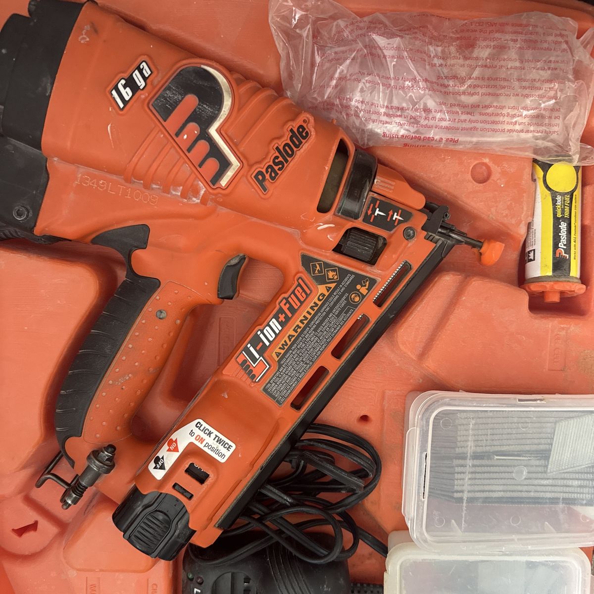 Paslode 16 Gauge Angled Finish Nailer