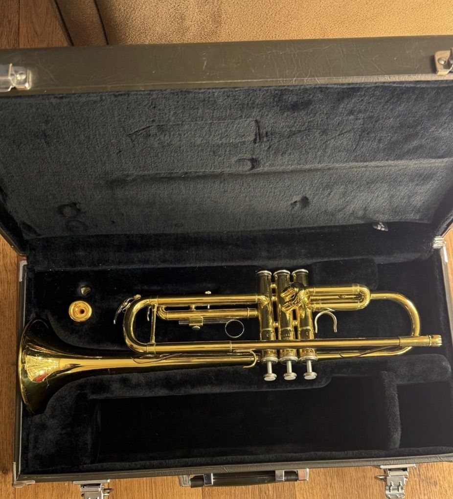 YAMAHA 2335 TRUMPET - MADE IN JAPAN - EXCELLENT!