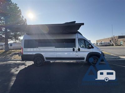 New 2026 Airstream Rangeline POP TOP