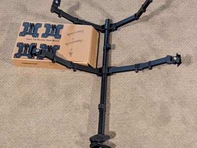 Quad Monitor Desk Mount