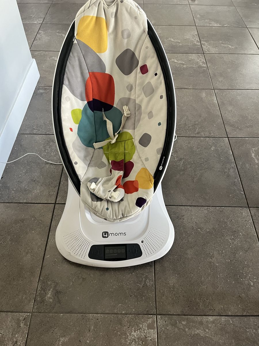 FREE 4moms Multi-Motion Baby Swing and Seat