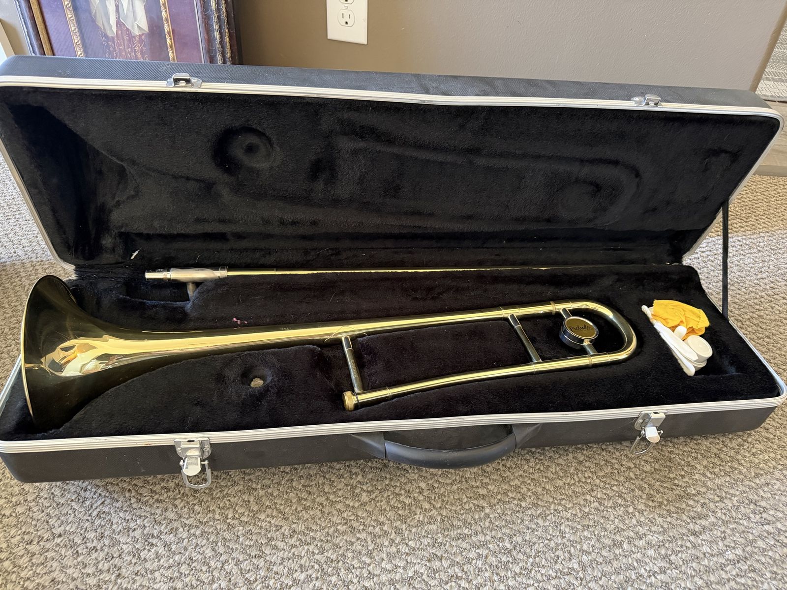 Prelude by Conn Student Trombone Gold Brass with Hard Case & Accessories