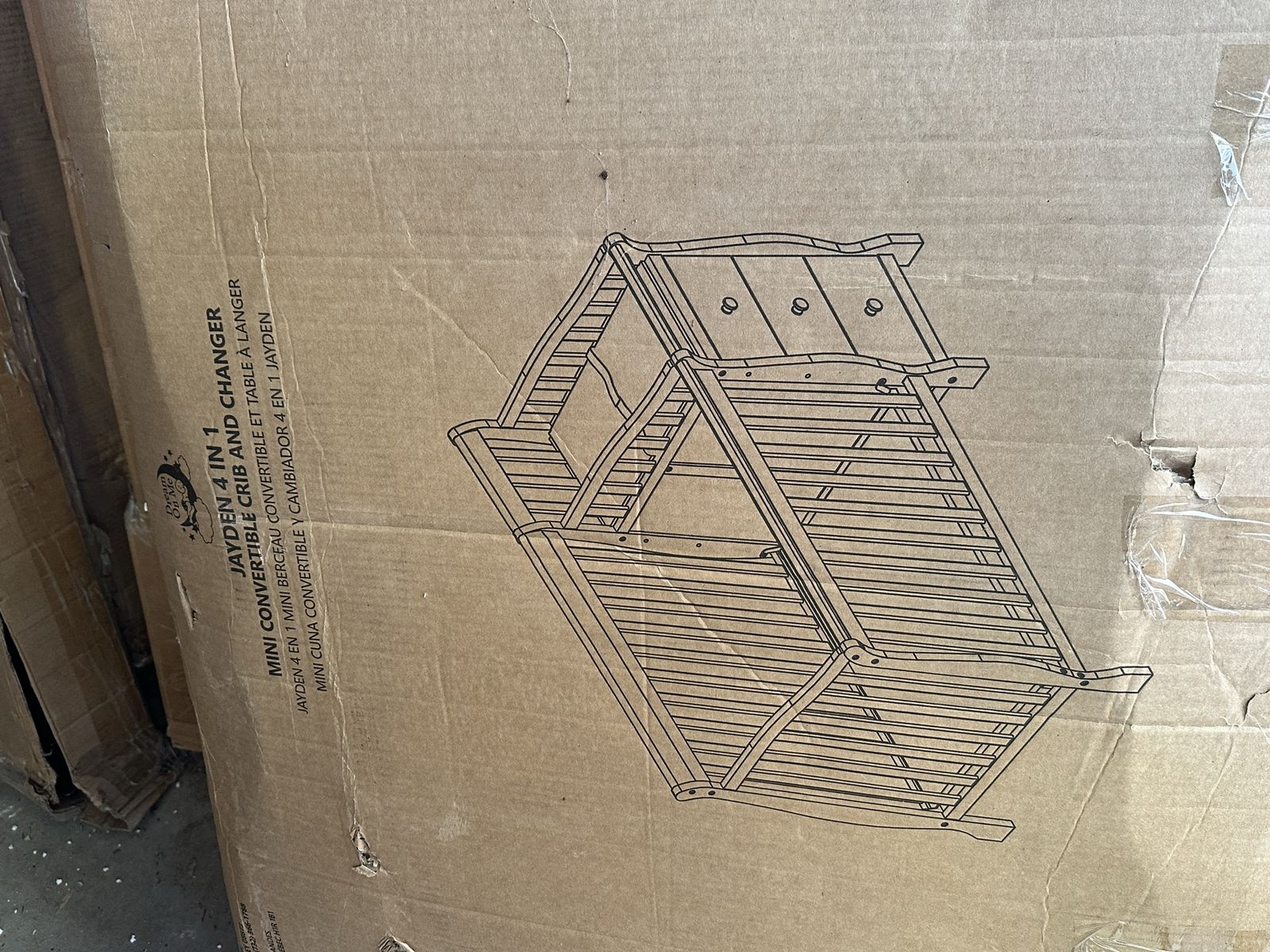 Dream On Me Jayden 4-in-1 Mini Convertible Crib & Changer - Versatile Baby Furniture