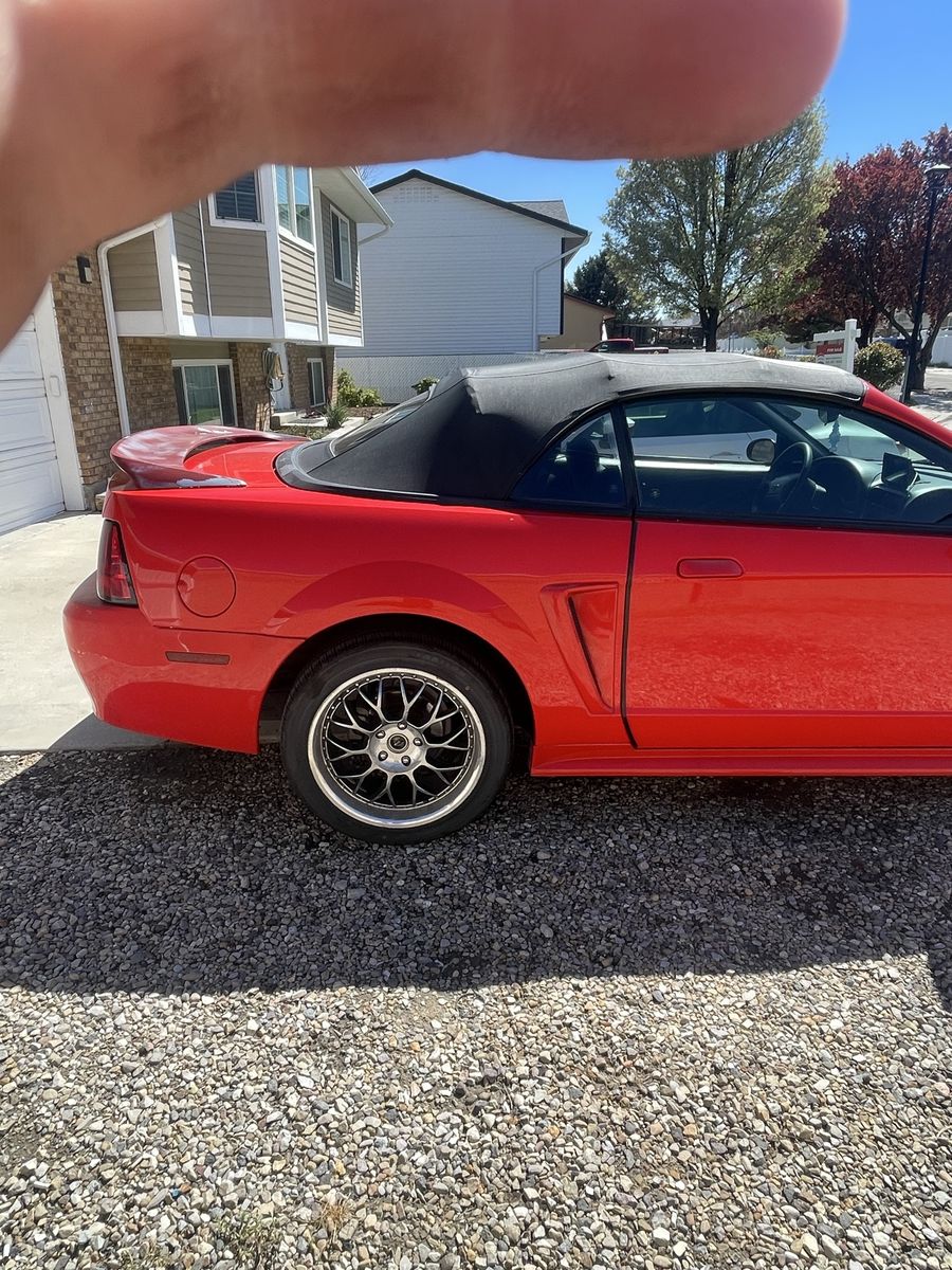 2001 Ford Mustang Base