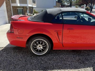 2001 Ford Mustang Base