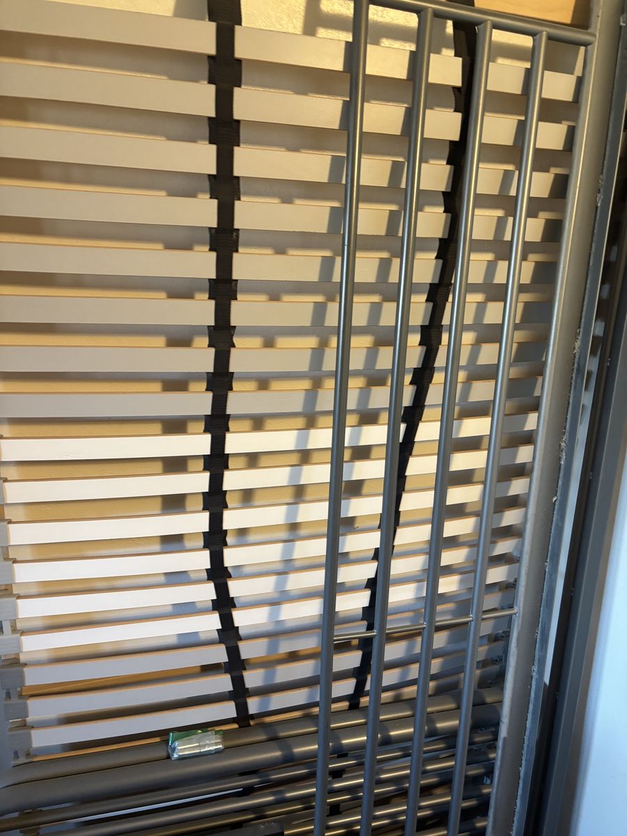 metal twin bed frame