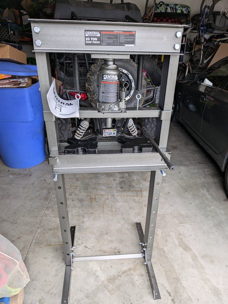 Central Machinery 20 Ton Industrial Floor Shop Press Hydraulic Jack