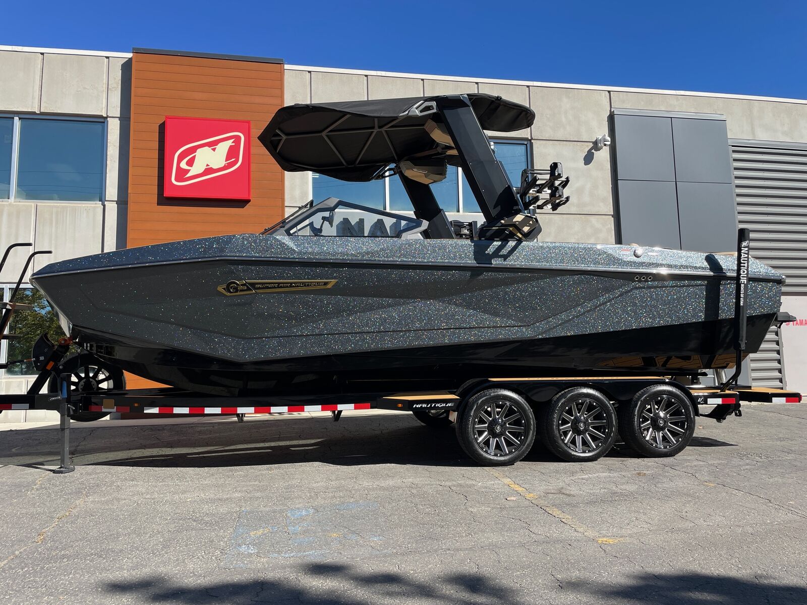 2026 NAUTIQUE G25 W/ZZ8S 630HP SUPERCHARGED POWER PLANT