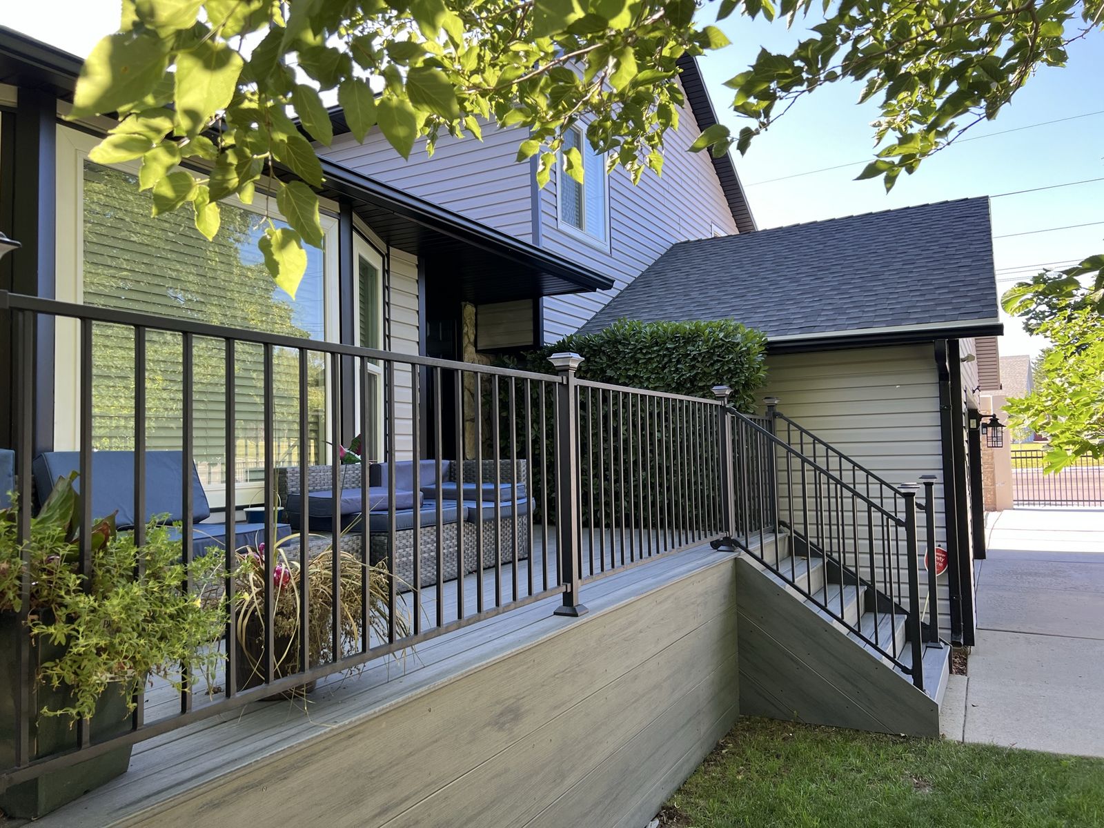 Main image 13
