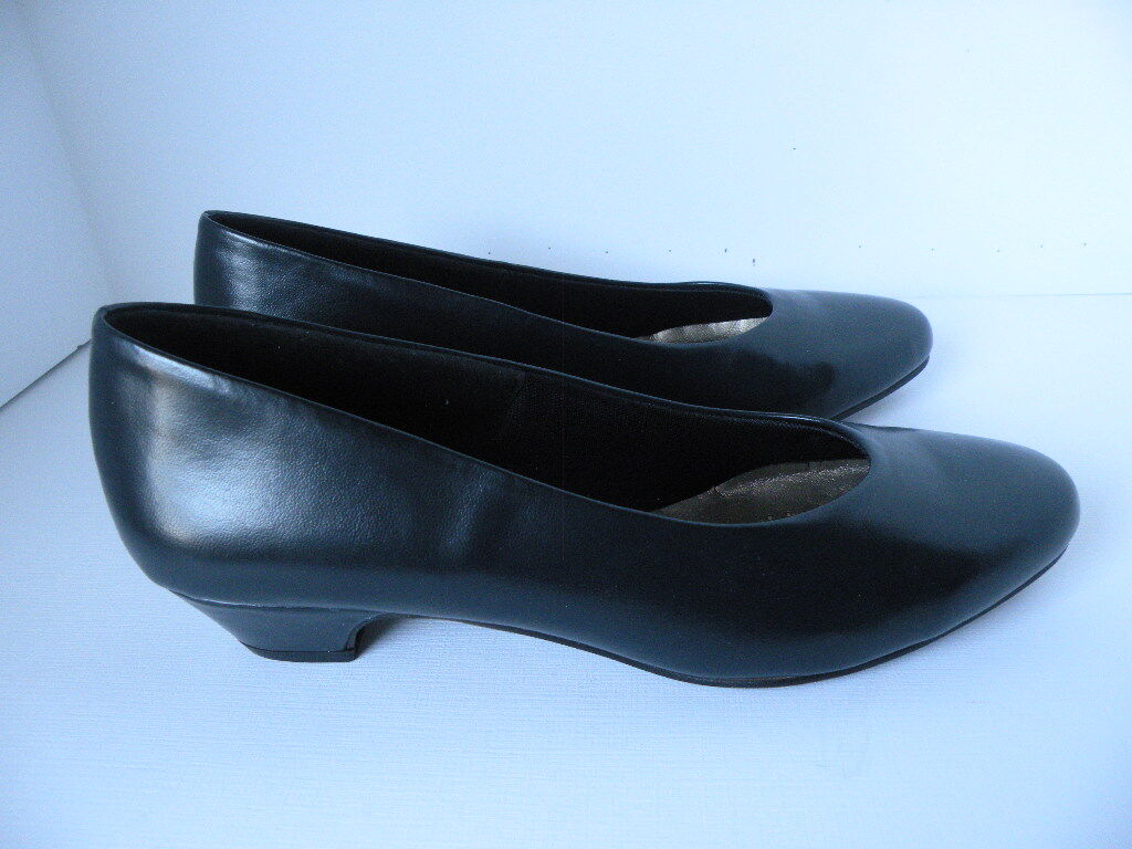 Soft Styles Women's Angel 11 Dress Pump Size 9N Navy Elegance