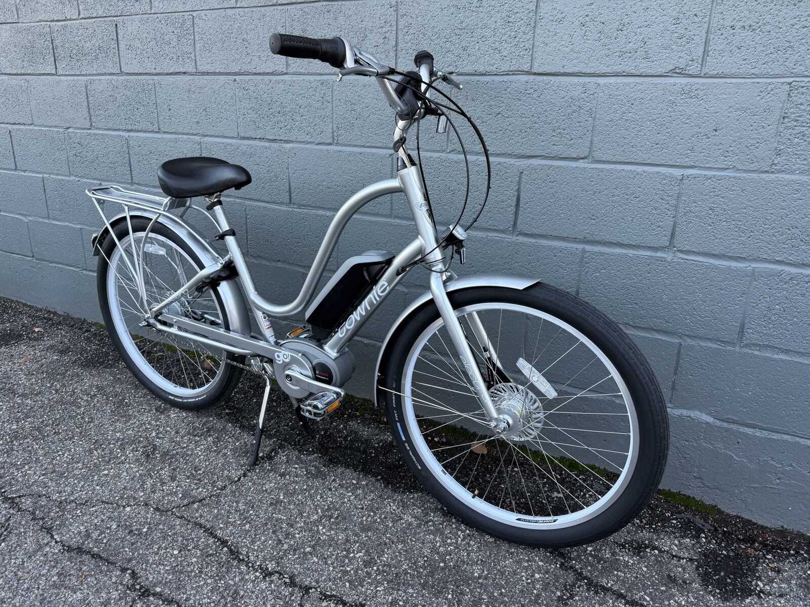 2018 Electra Townie Go! 8i Low-Step Polished Silver