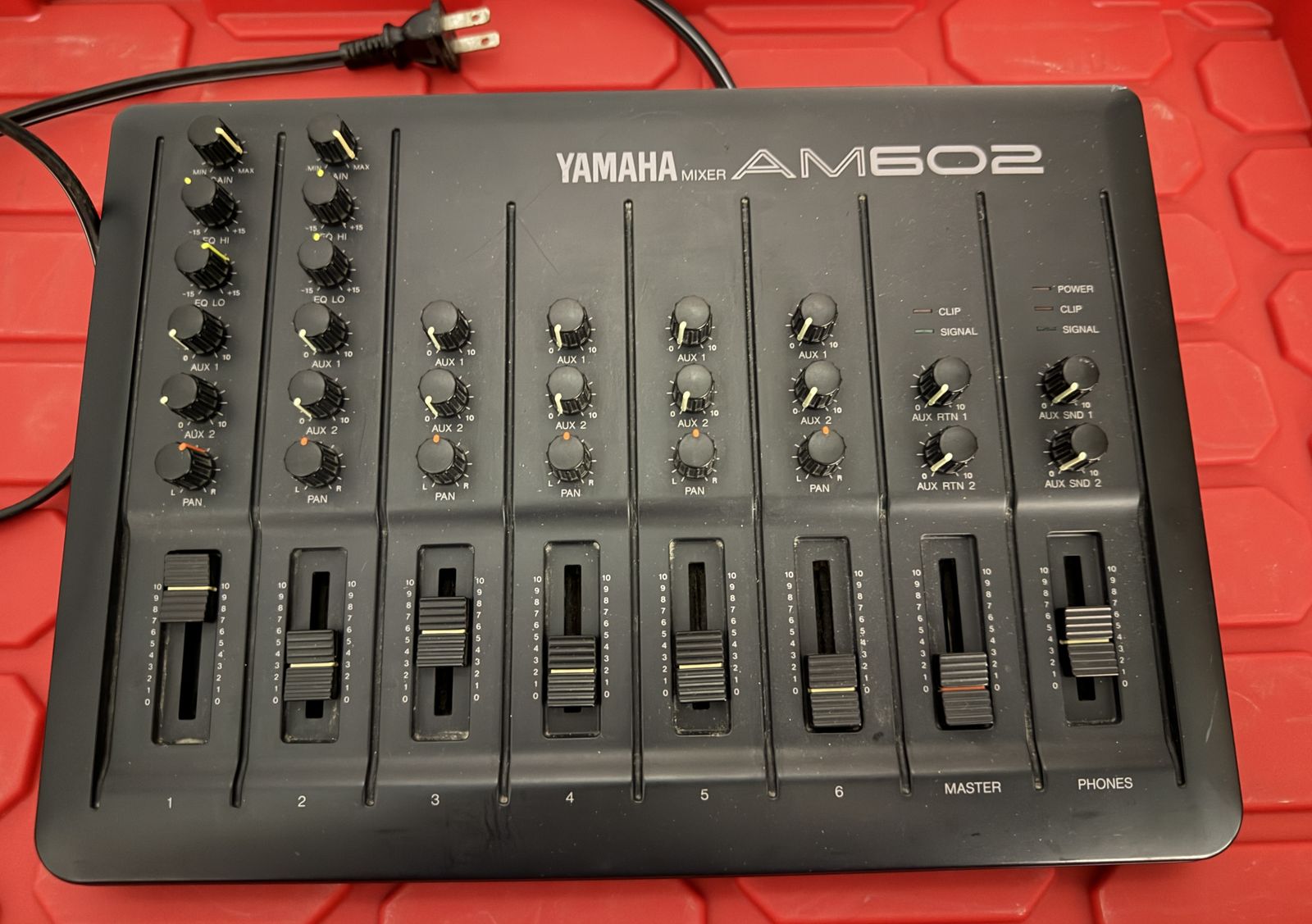 Vintage Yamaha AM602 Compact Mixer