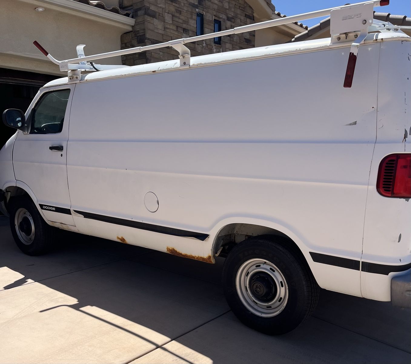 2001 Dodge Ram Van 2500