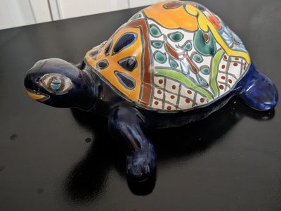 HAND MADE IN MEXICO Talavera Turtle. excellent condition located in Roy venmo or cash fcfs